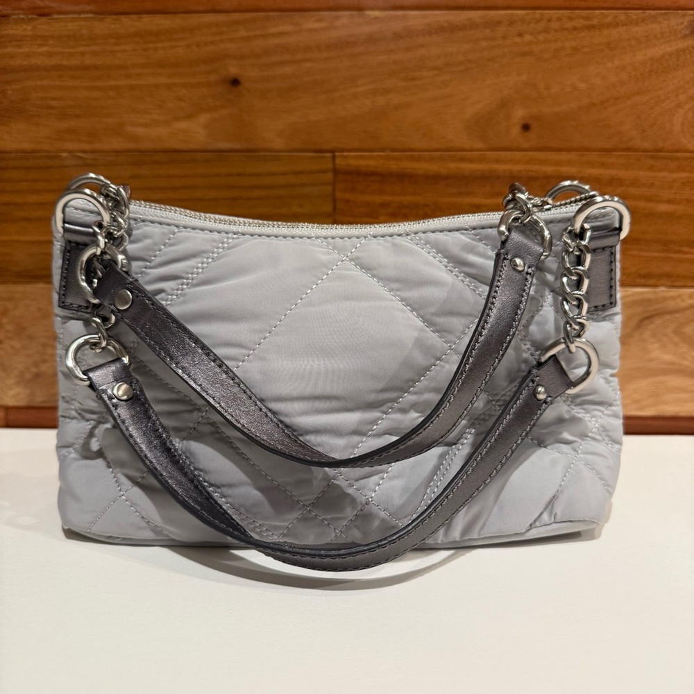 Y2K style Talbots Stylish Gray Quilted Baguette Womens Shoulder Bag pre-owned.